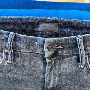 Mother High waisted the looker ankle fray huntress size 26